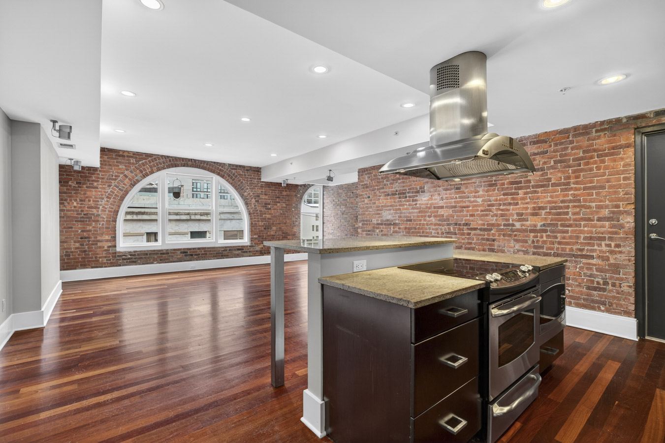 116 Crown Street photo 3